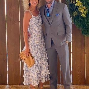 Lulu’s White Floral Print Maxi Dress